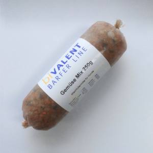 Fertige Gemüsemischung püriert. ...